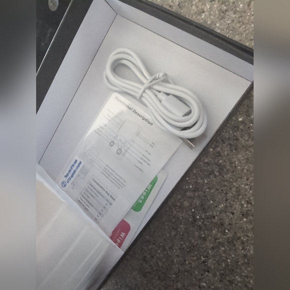 R36S Retro Handheld Video Game Console - Picture 6 of 9